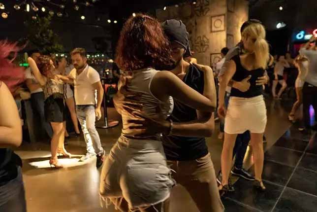 Eğlence Mekanı 360 Dans
