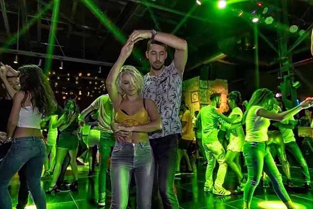Eğlence Mekanı Dans Fotoğraf Çekimi